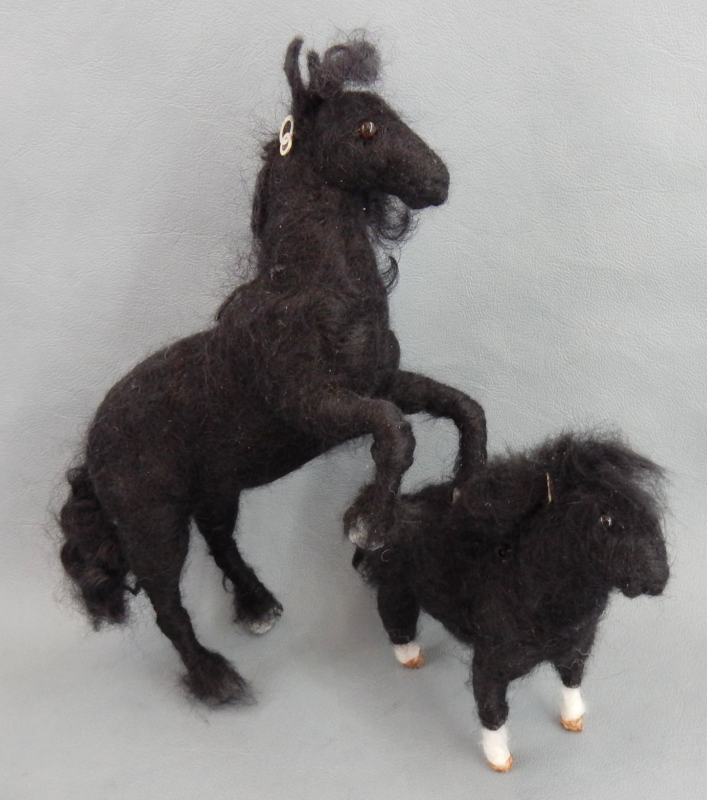 black horse gifts for rider memorial
