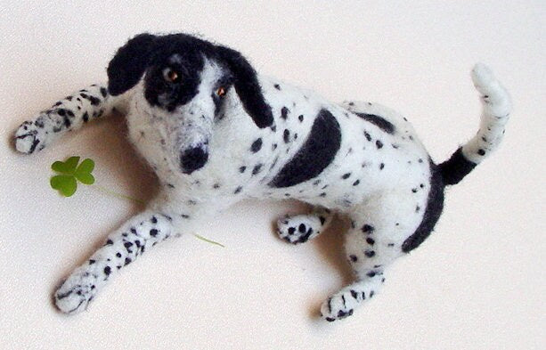 Pointer miniature needle-felted dog replica