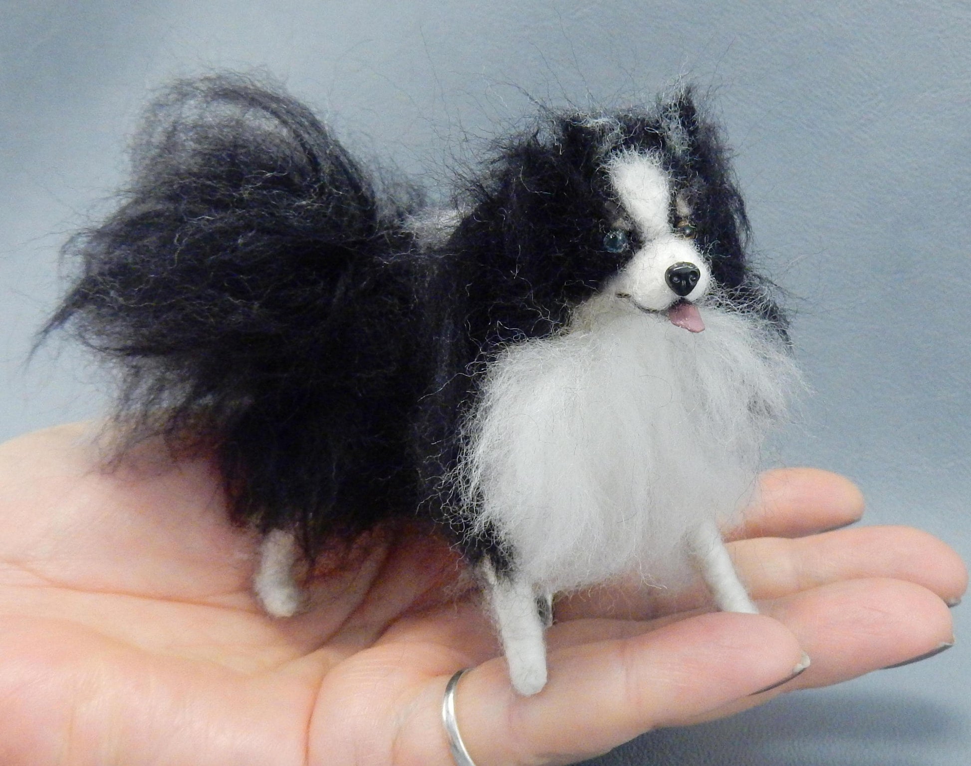 Spitz custom-felted dog miniature Pomeranian look-alike custom dog replica