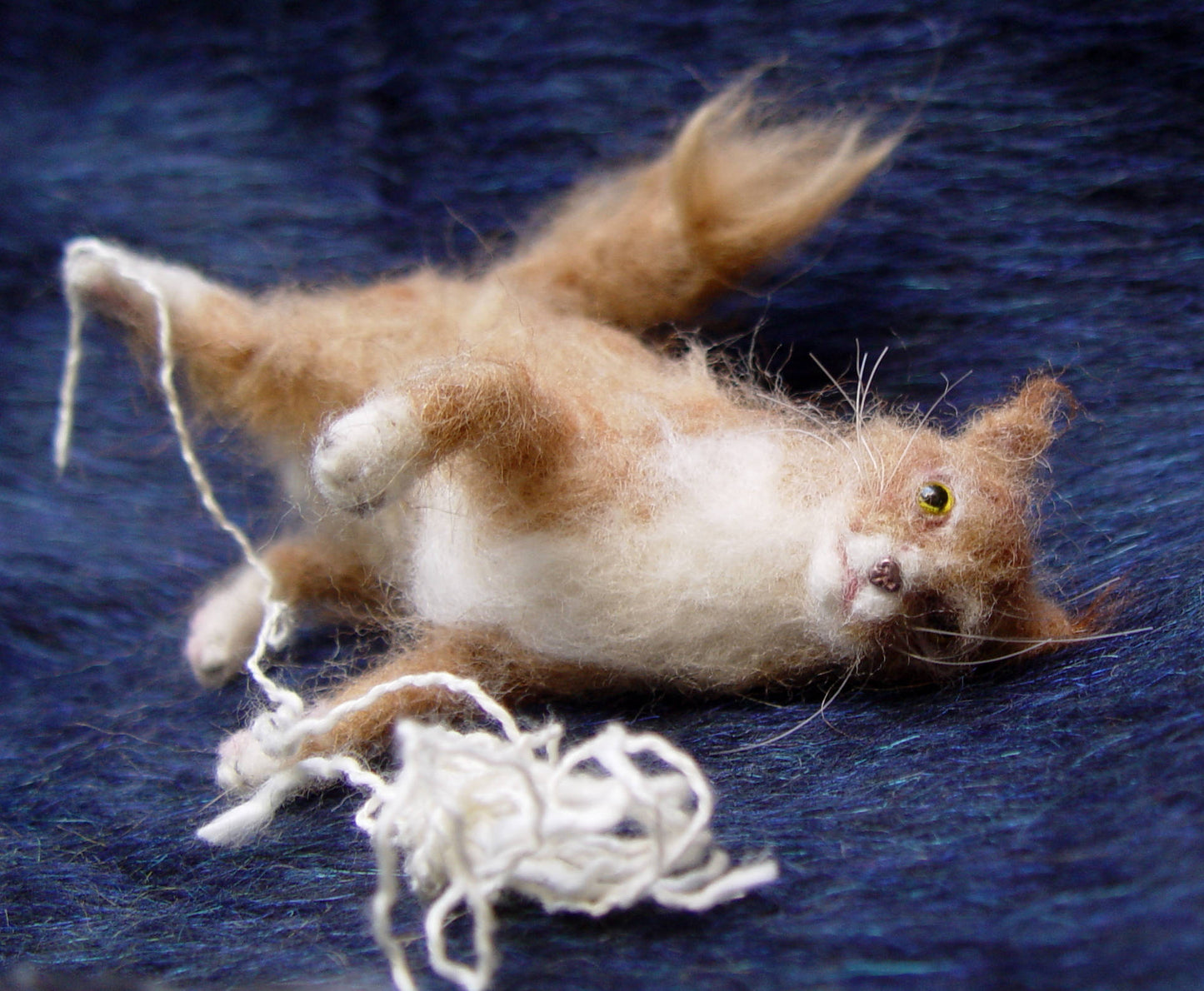 Red Maine Coon cat lover gift needle-felted cat miniature