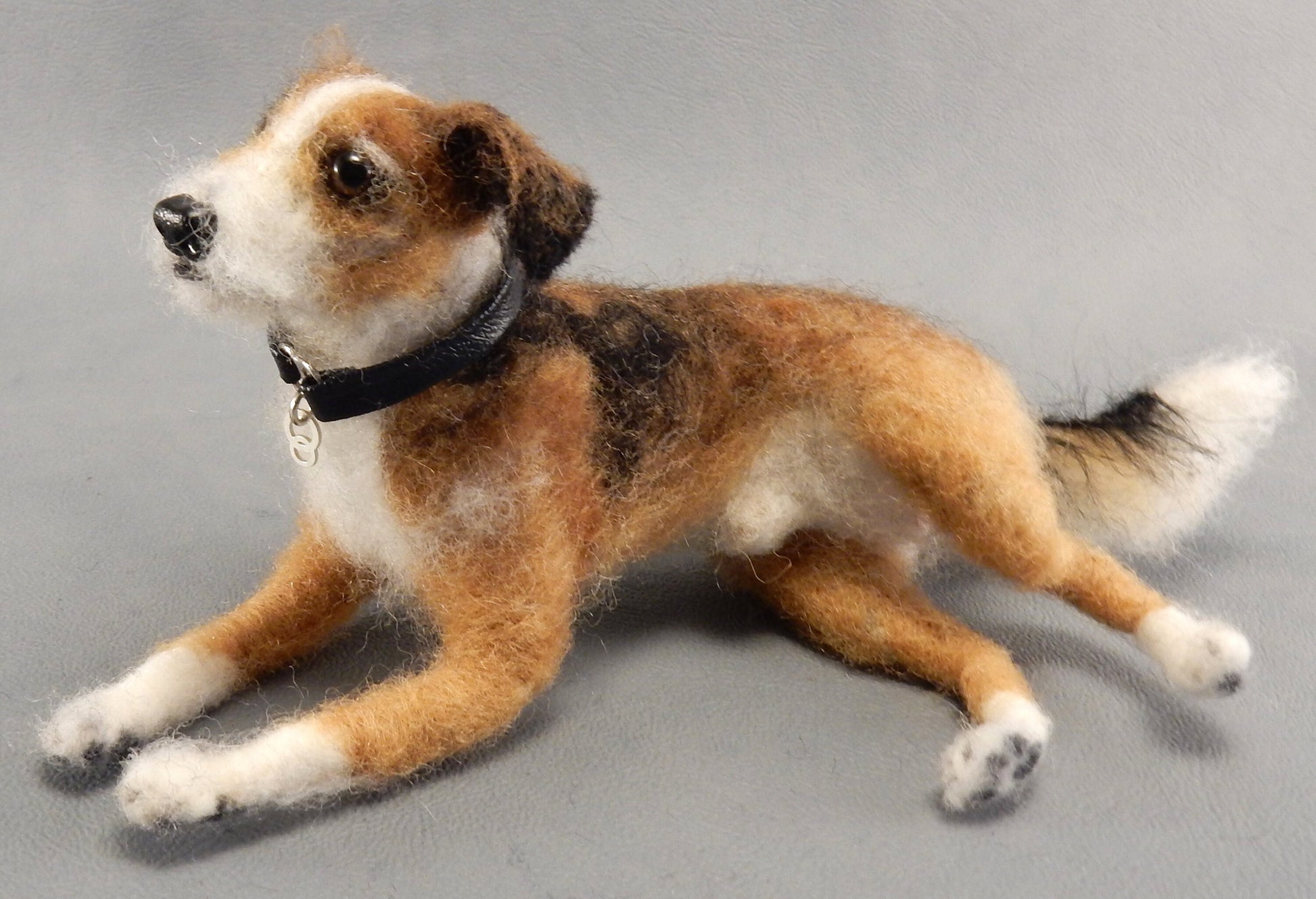 Drahthaar needle-felted dog urn deco