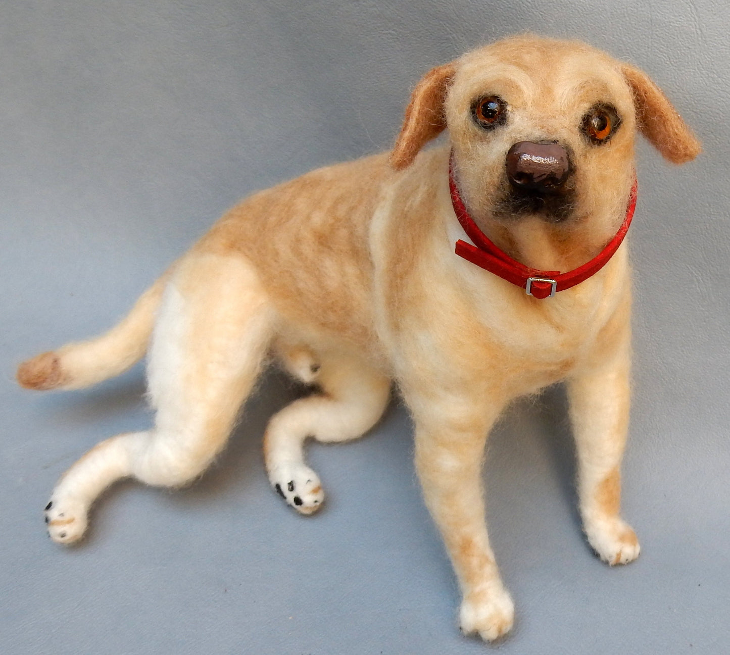 Labrador Retriever needle-felted dog portrait from photos