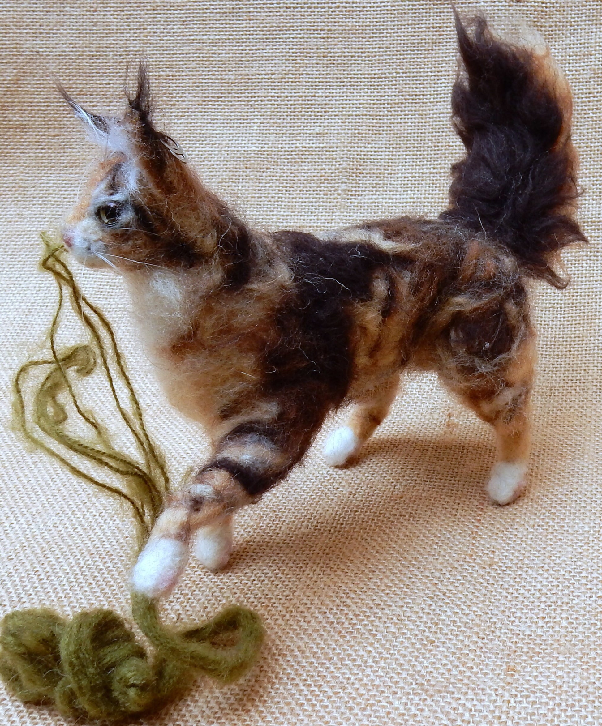 Red Maine Coon cat lover gift needle-felted cat miniature