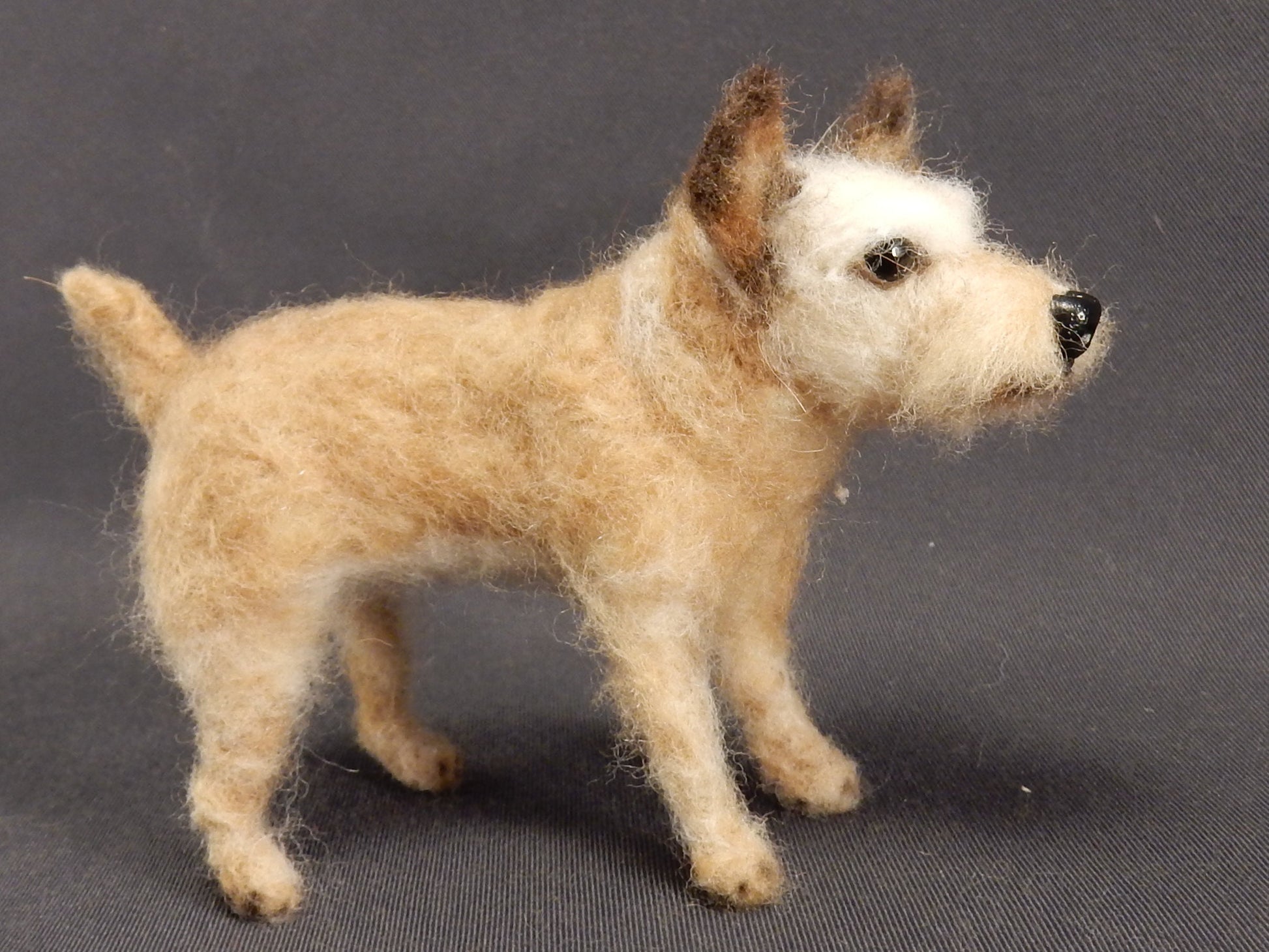 Cairn TERRIER needle-felt dog miniature