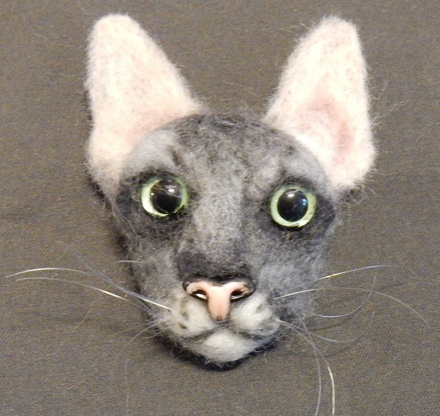 custom cat felt brooch