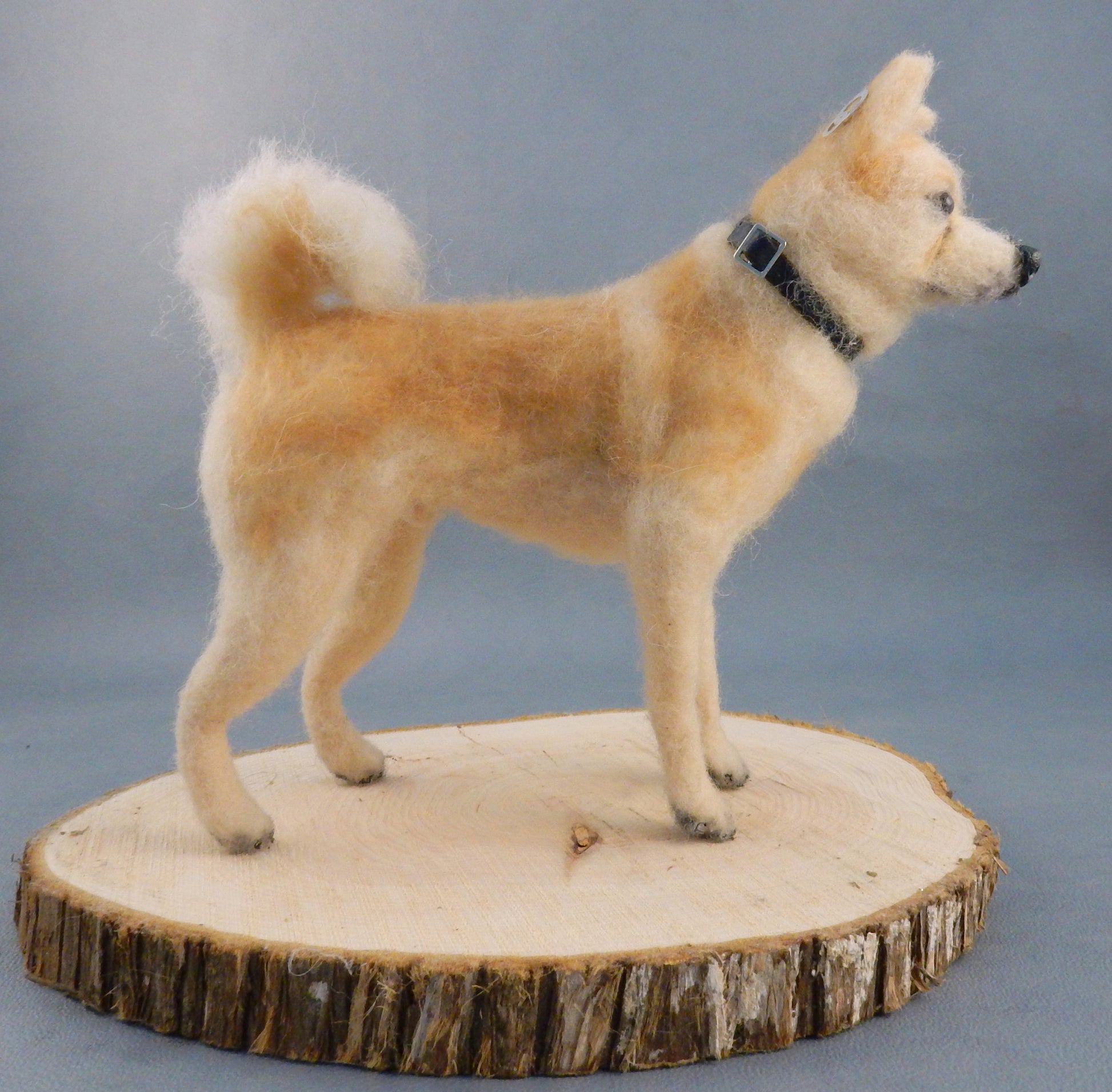 Akita Inu needle felt dog replica