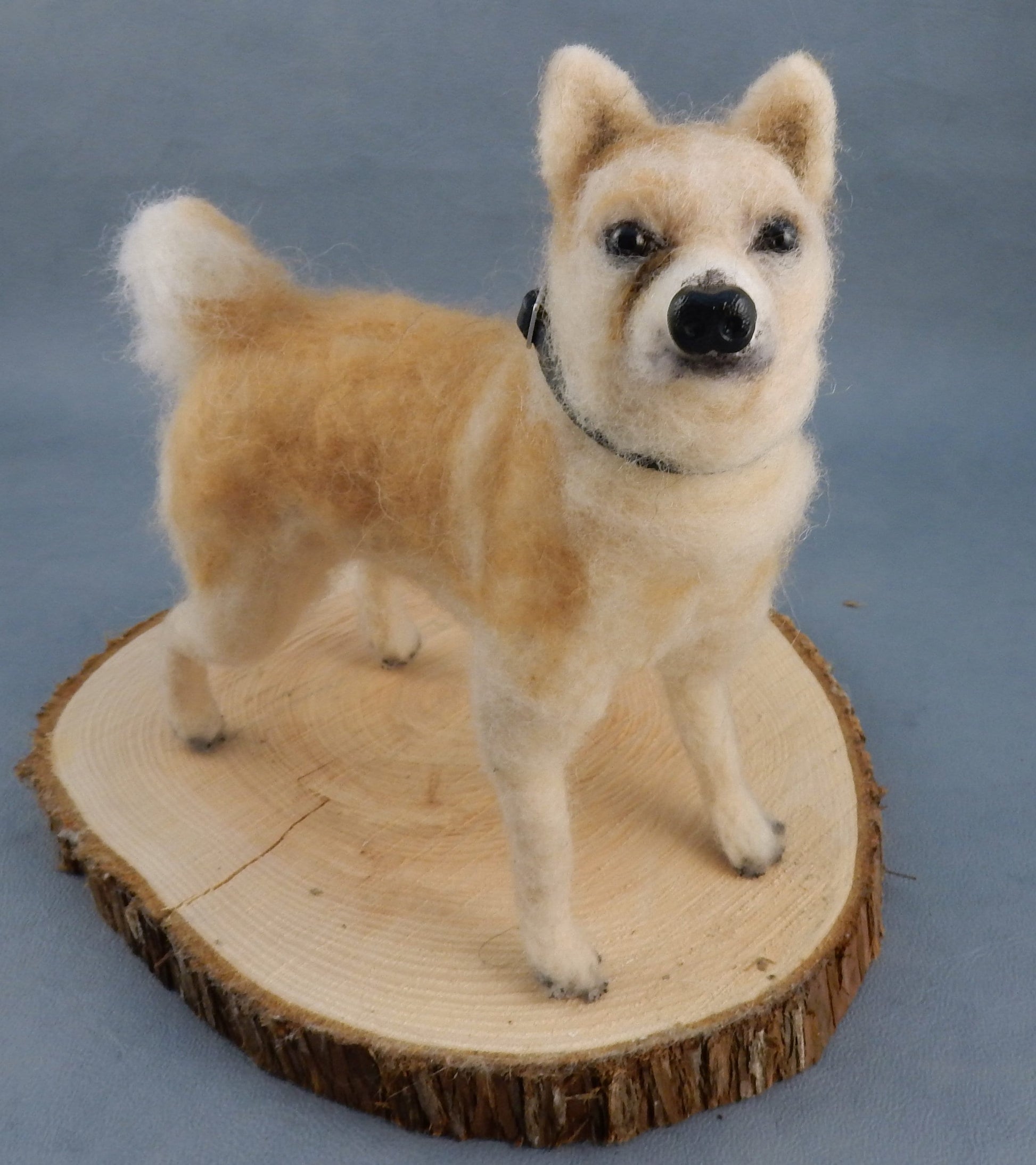 Akita Inu needle felt dog replica