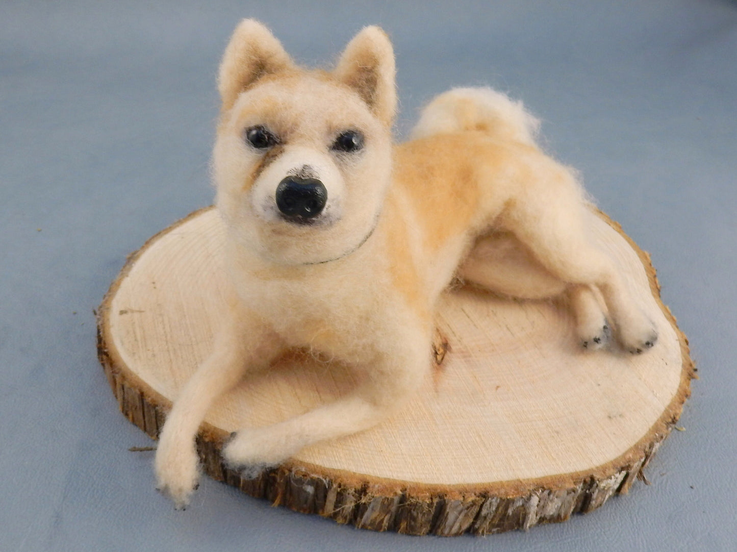 Akita Inu needle felt dog replica