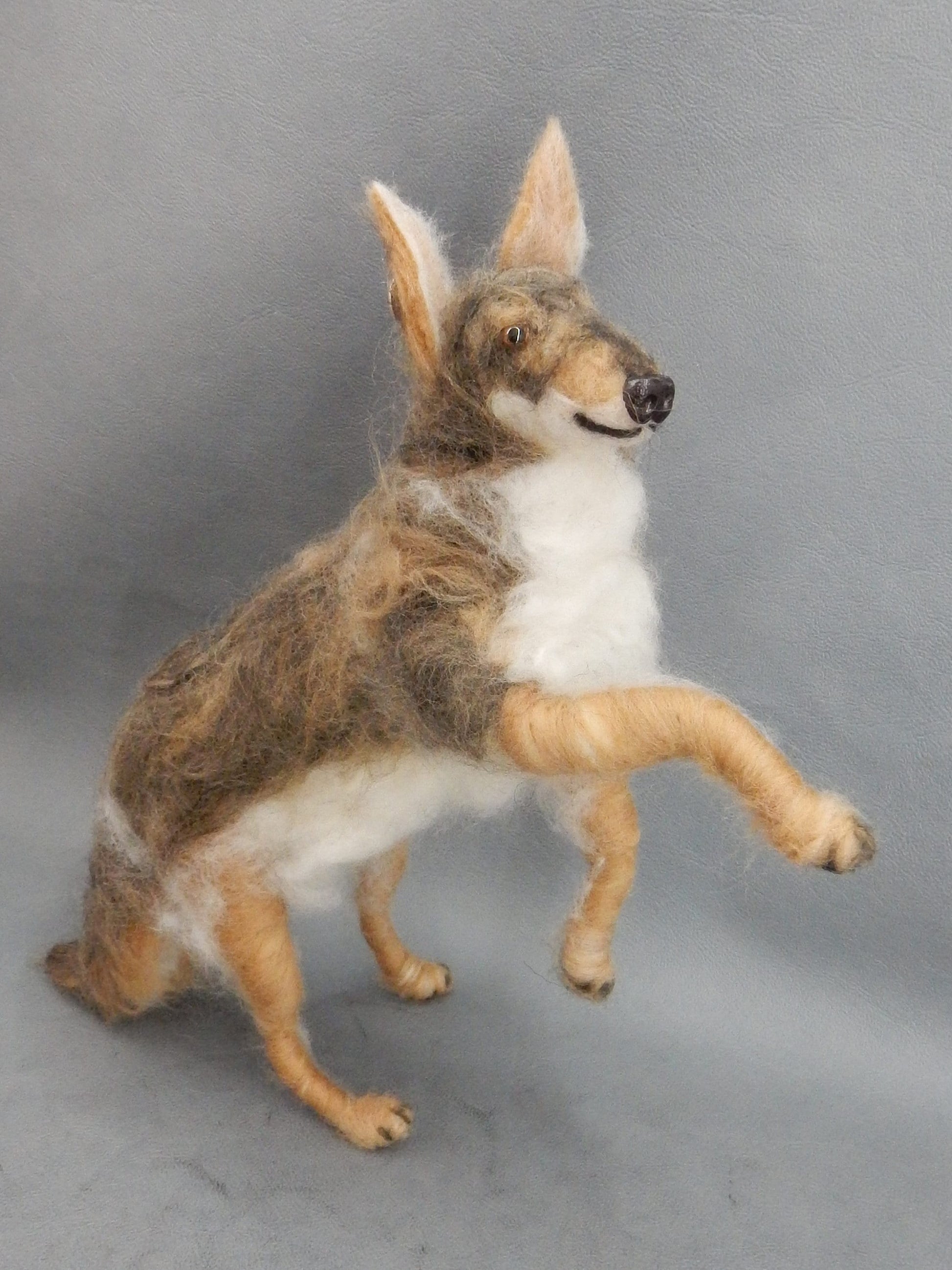 Saarloos Wolfdog needle felted dog replica Wolfdog miniature