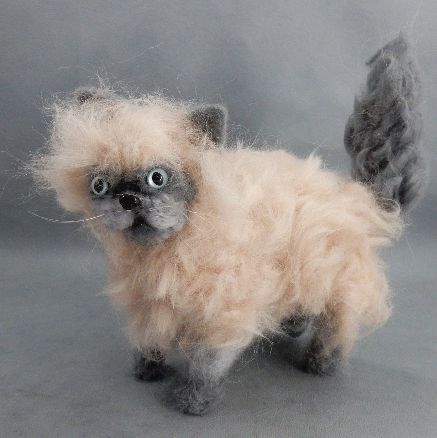 Persian cat needle-felted cat miniature