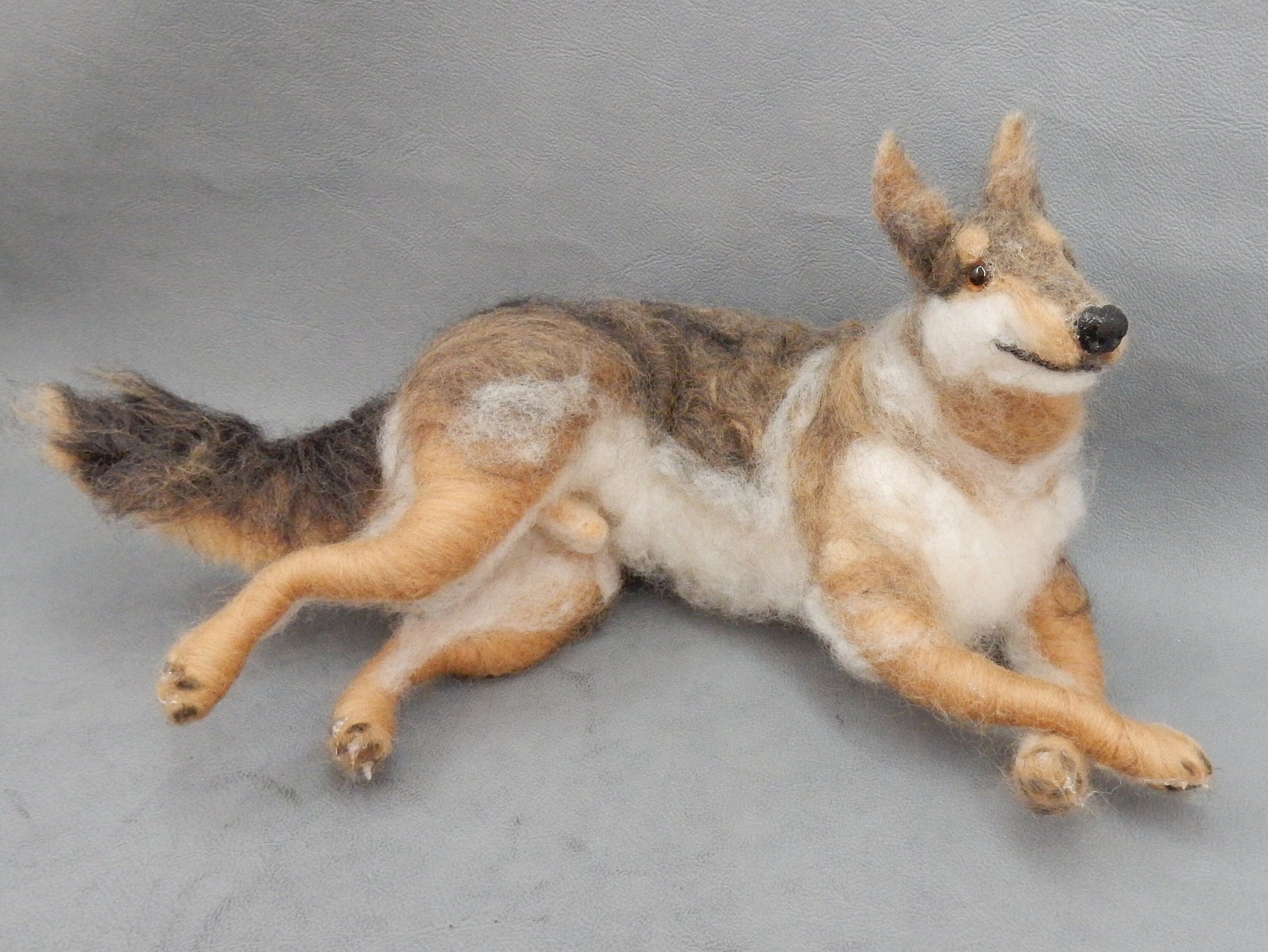 Saarloos Wolfdog needle felted dog replica Wolfdog miniature