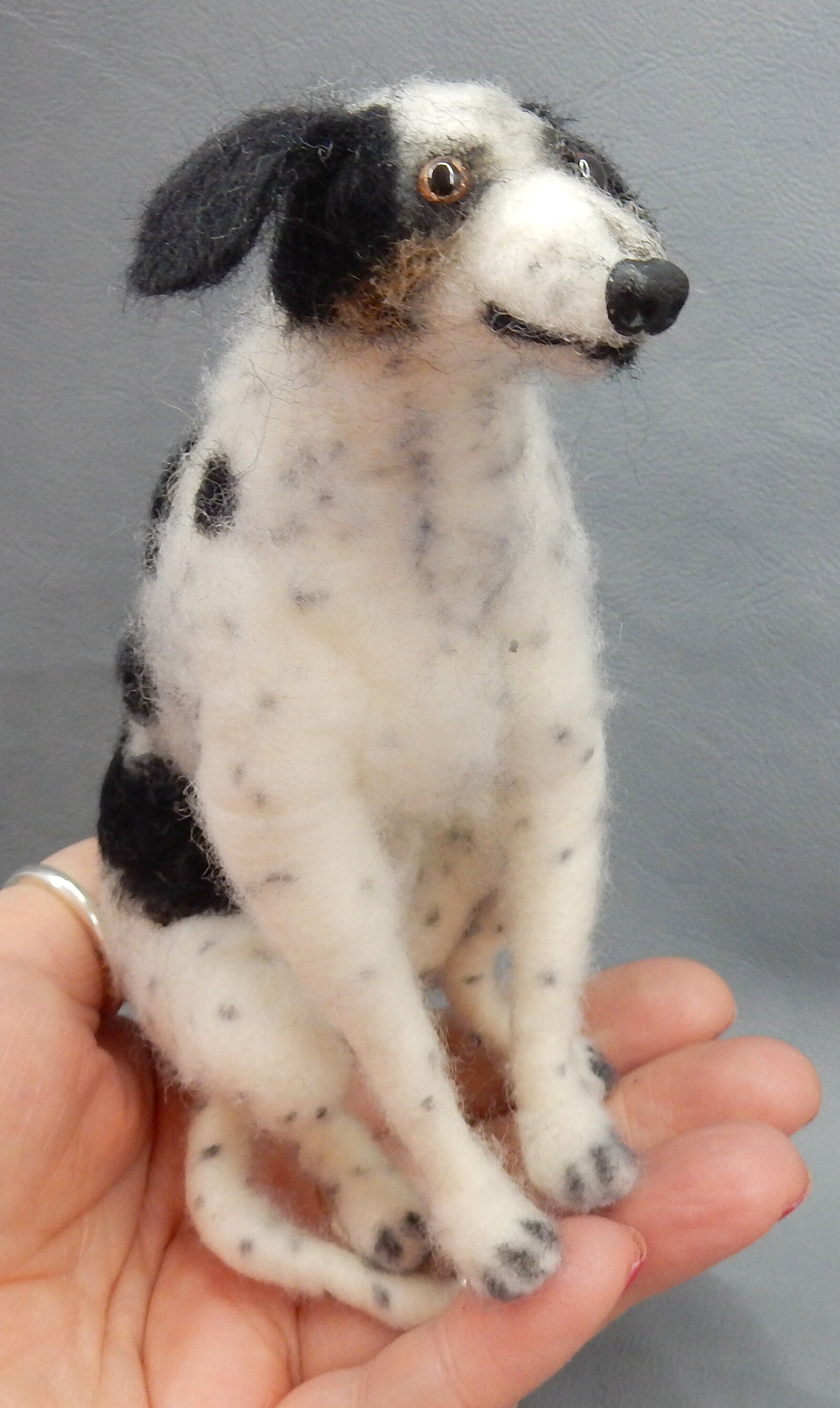 Pointer miniature needle-felted dog replica