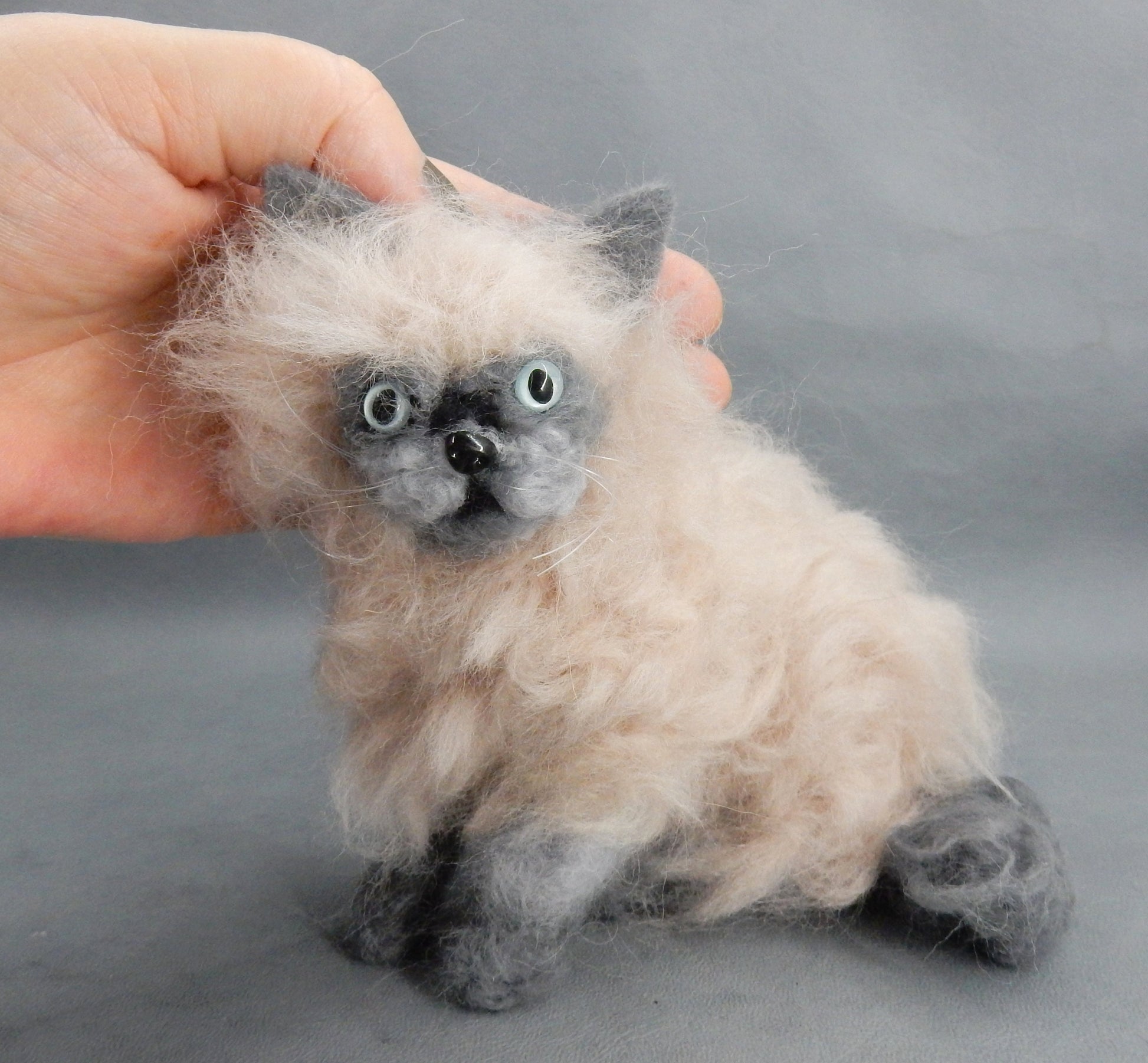 Persian cat needle-felted cat miniature