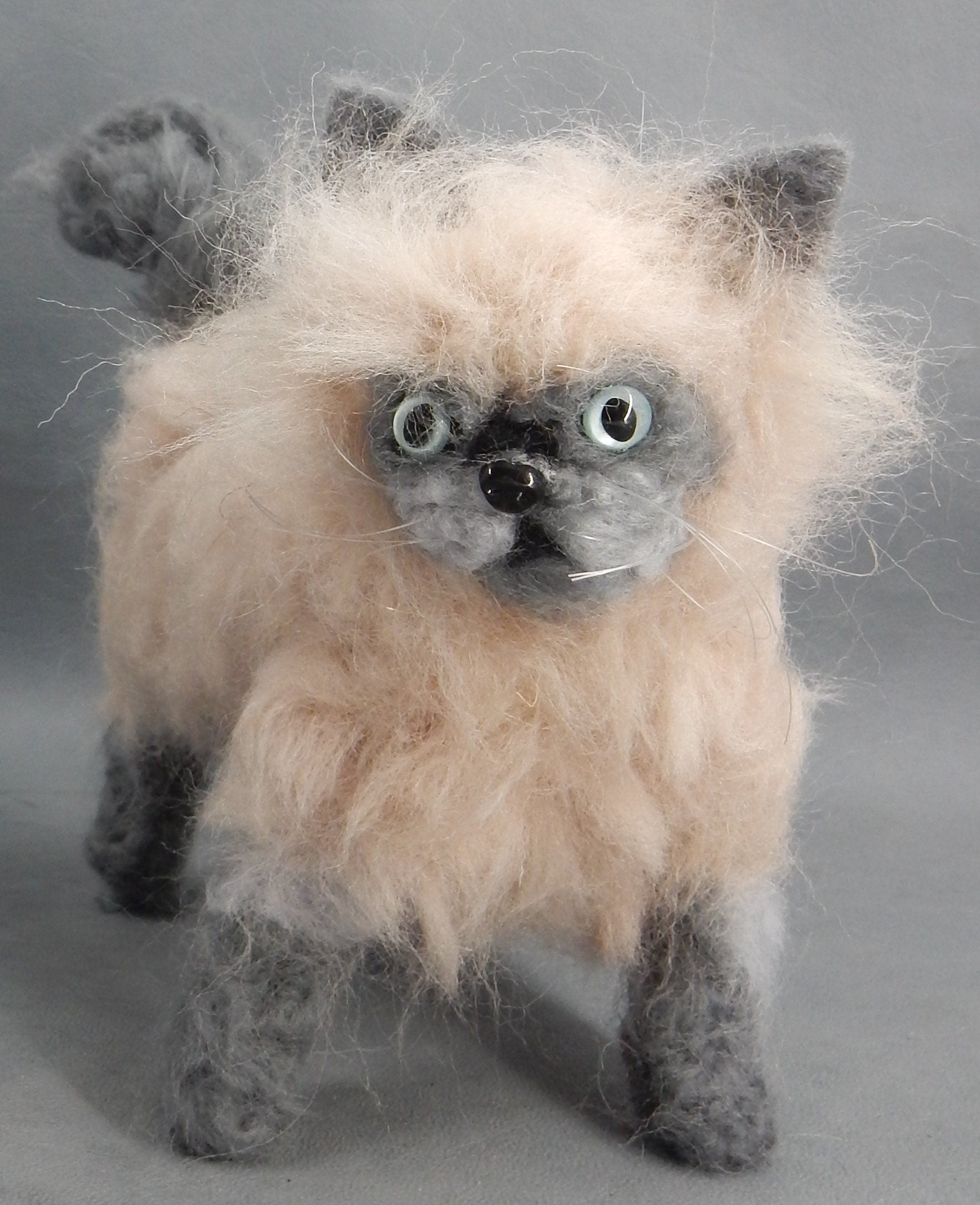 Persian cat needle-felted cat miniature