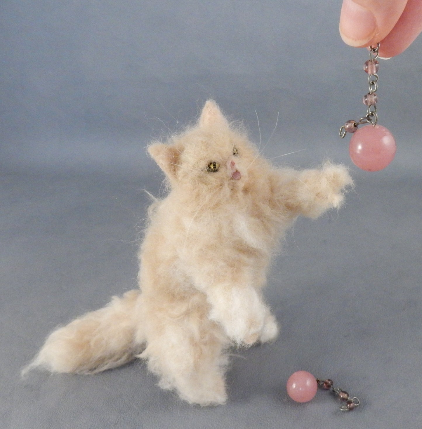 Persian cat needle-felted cat miniature