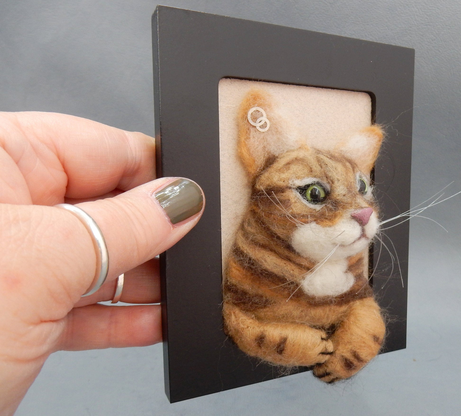 3D cat portrait needle-felted