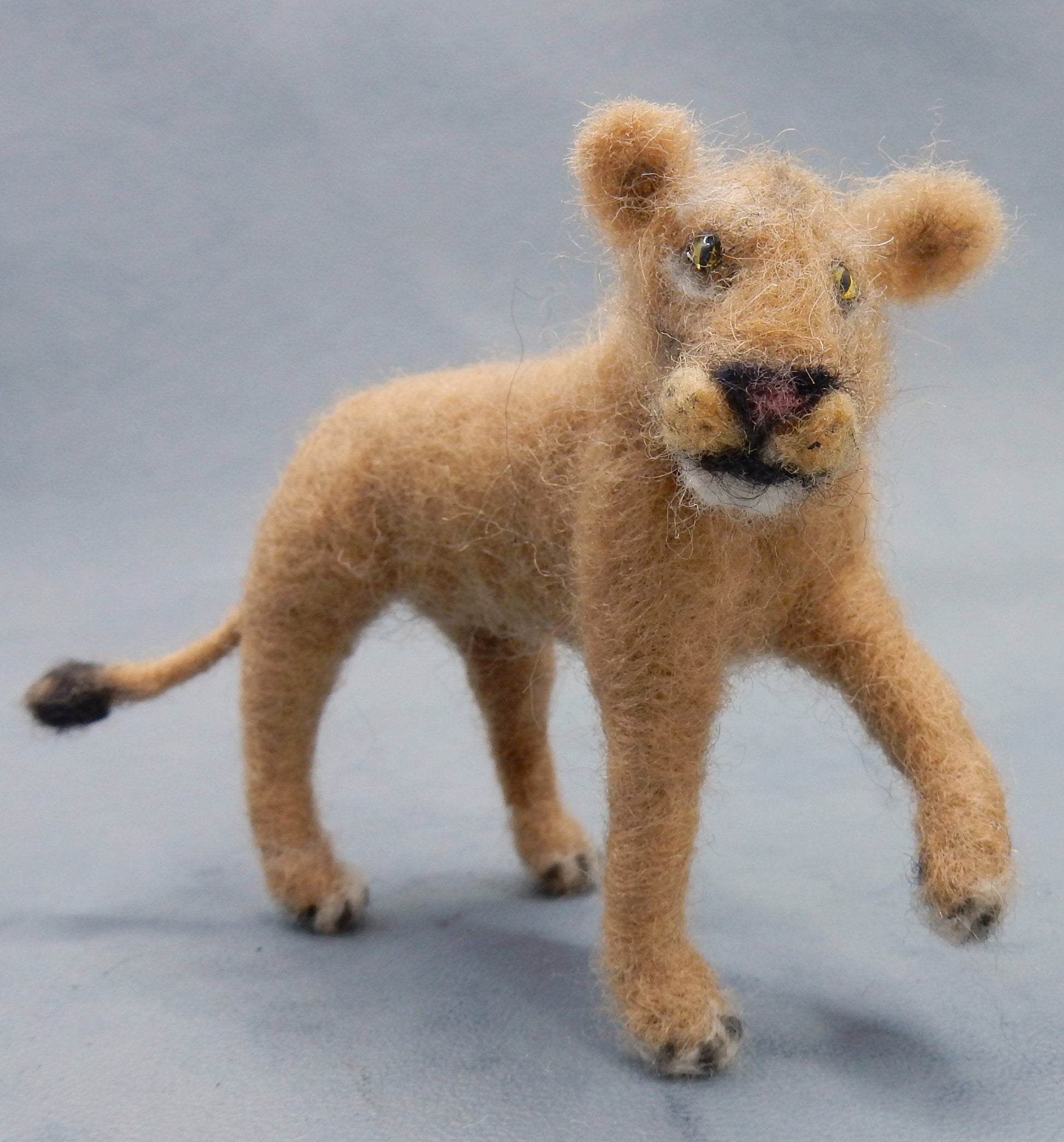 Lion miniature needle-felt replica custom felted lion animal art sculpture