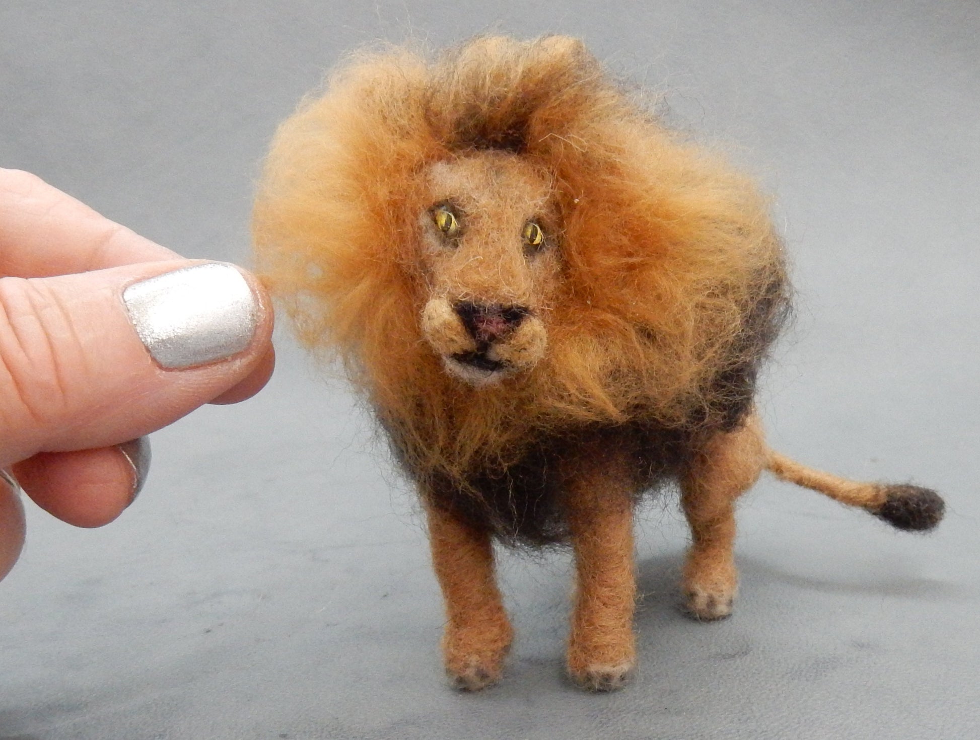 Lion miniature needle-felt replica custom felted lion animal art sculpture